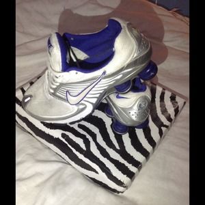 Nike women's shox