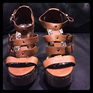 Jessica Simpson platform strappy heels