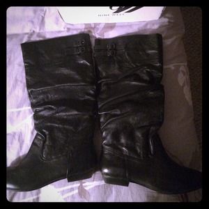 NEW Nine West Black Lyss Boots