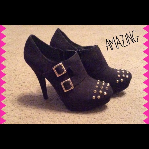 Guess Shoes - Guess Studded Booties