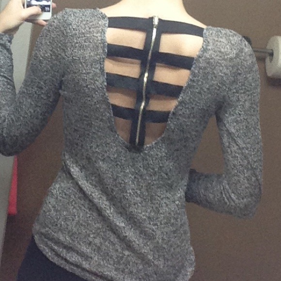 BUNDLED • Caged Cut Out Back  Grey Sweater - Picture 2 of 2