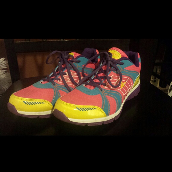 Athletech tennis shoes