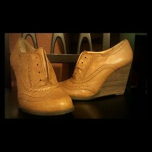 Steve Madden wedges