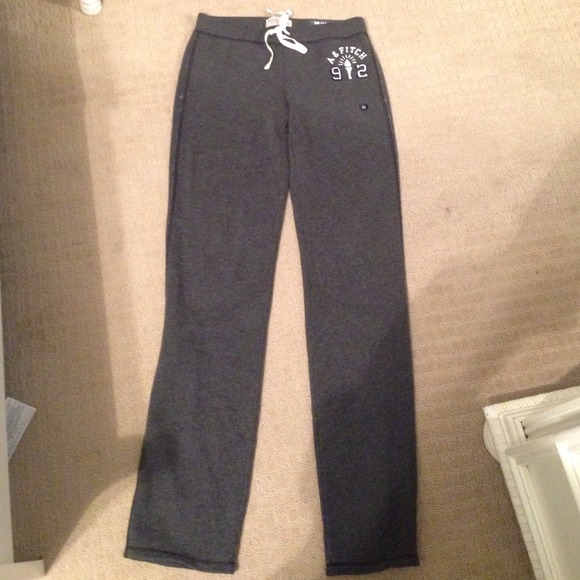 NWT A&F SWEATS