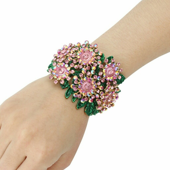 Seasonal bangle available in many colors - Picture 3 of 3