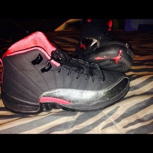 Jordan 12s "Siren Red"👟