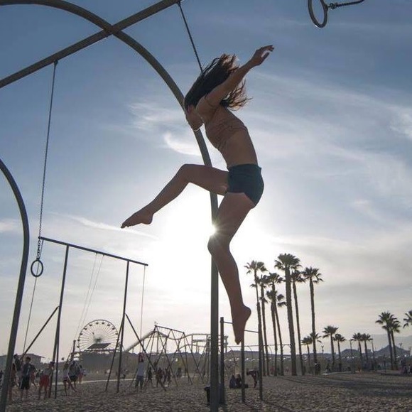 MEET YOUR SELLER - Picture 4 of 8