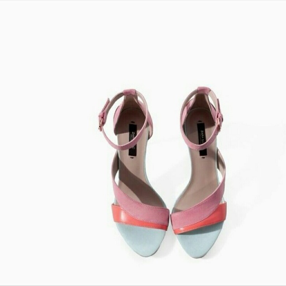❎❎SOLD❎❎ Zara Coral Gold Ankle Strap Sandal Heel - Picture 3 of 4