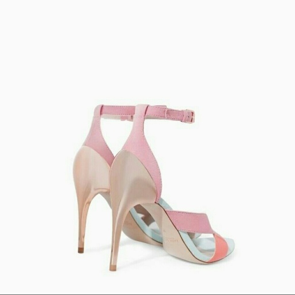 ❎❎SOLD❎❎ Zara Coral Gold Ankle Strap Sandal Heel - Picture 4 of 4