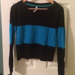 Cropped Aeropostale Sweater
