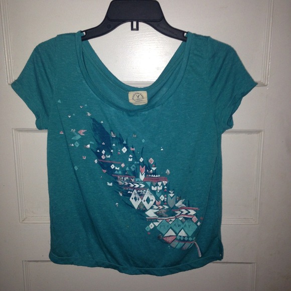 American Eagle shirt