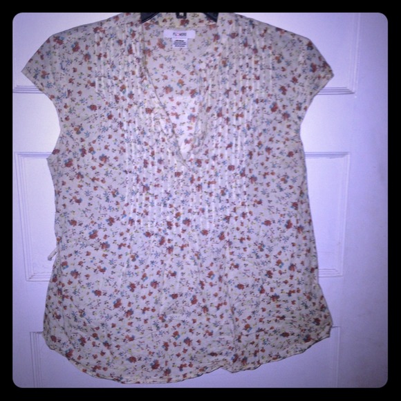 Floral short sleeved shirt