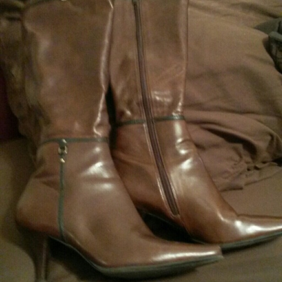 Carmel color boots