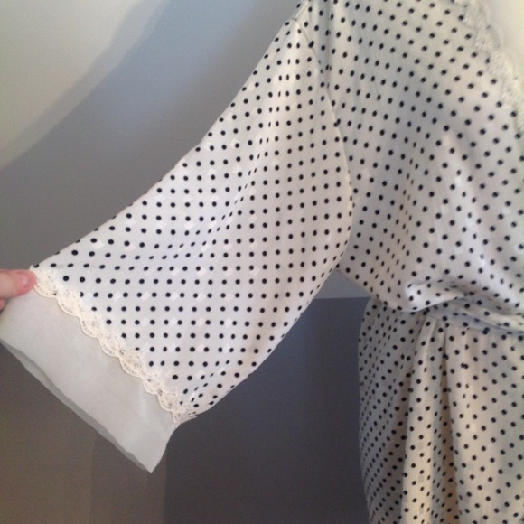 💟NATORI Polka Dot Wrap Short Robe NWT - Picture 2 of 4