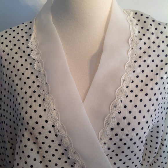 💟NATORI Polka Dot Wrap Short Robe NWT - Picture 4 of 4