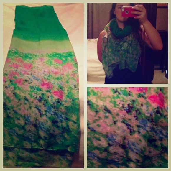 💚Multi color green, pink, blue scarf💙