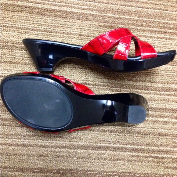 💋Athena Alexander Nala Sandals💋 - Picture 4 of 4