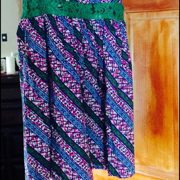 Pink,green a touch of blue African print size 8/10 - Picture 4 of 4