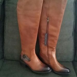 FINAL- VINCE CAMUTO TALL LEATHER BOOT W/WIDE SHAFT