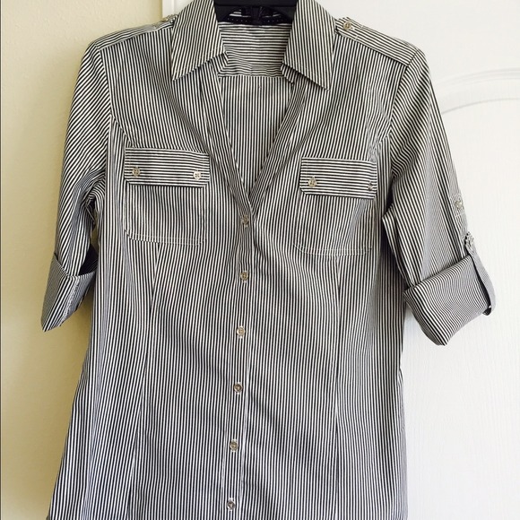 Express Essential Stretch Shirt