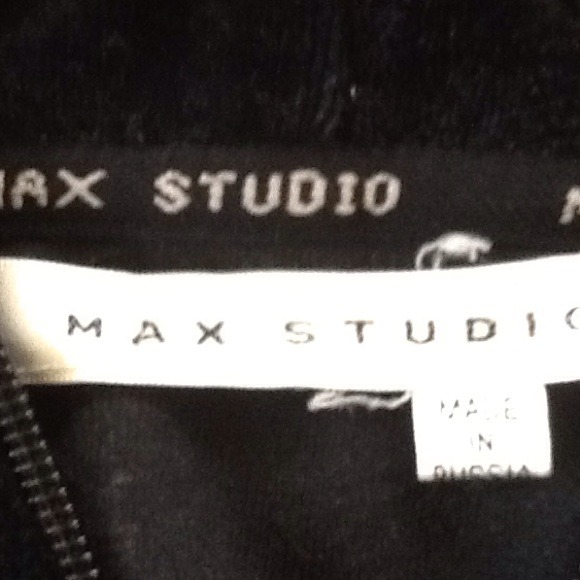 Max Studio black velour lounge set - Picture 4 of 4