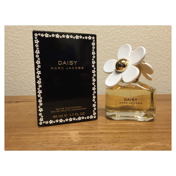 Marc Jacobs Daisy Perfume
