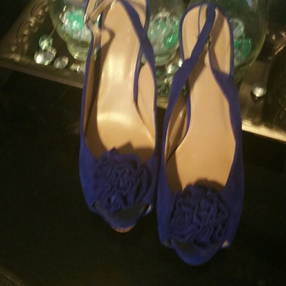 Shoes - Picture 2 of 3