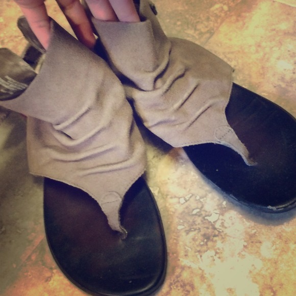 MIA sandals