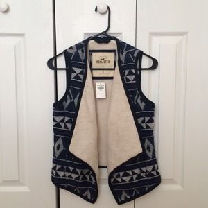 🚫SOLD🚫 Brand New Hollister Vest