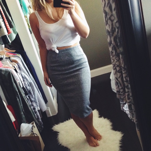 H&M Dresses & Skirts - ❌SOLD❌ Heather Grey Pencil Skirt
