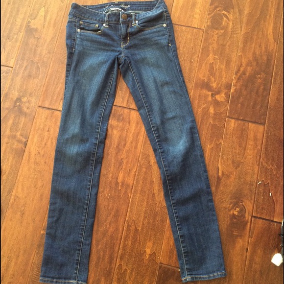 American Eagle skinny jeans