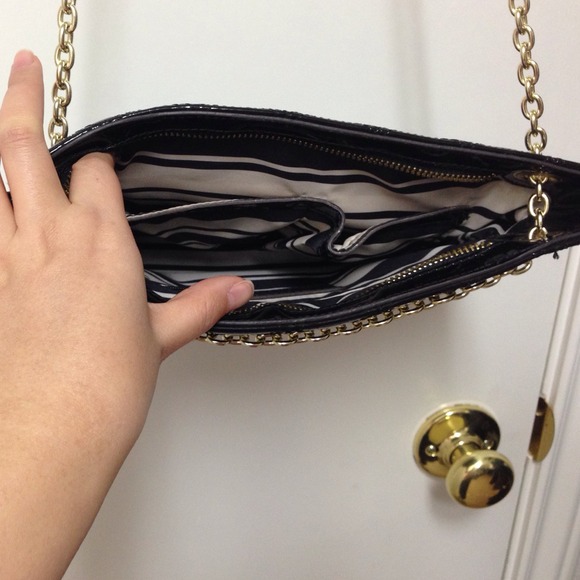 SOLD: AK Small purse - Picture 4 of 5