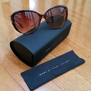 NWOT Marc Jacobs Sunglasses