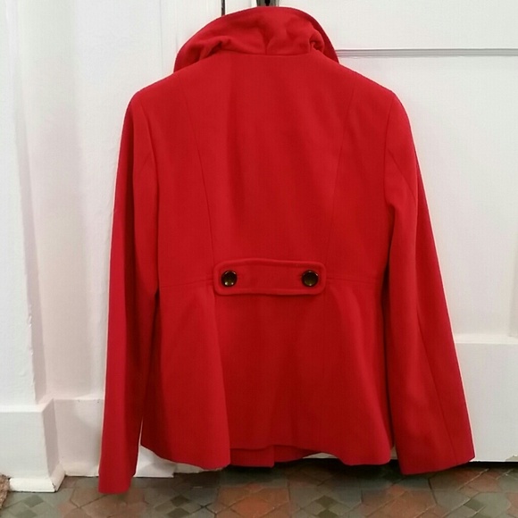 Red Old Navy Peacock Size M - Picture 2 of 2