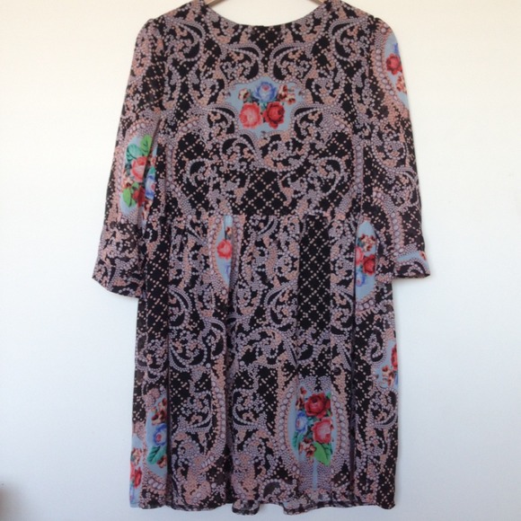 Never been worn Dahlia dress, NWT.