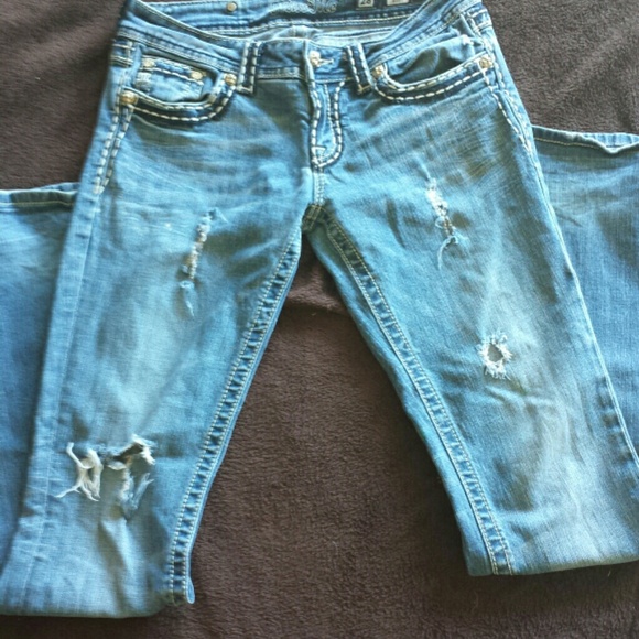 Miss Me Distressed worn out style