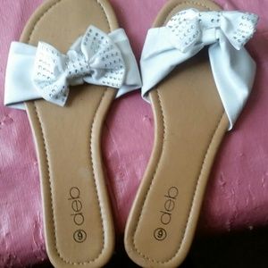 White bow sandals