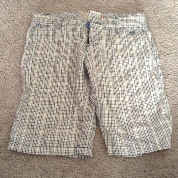 ⭐️Billabong Long Shorts⭐️