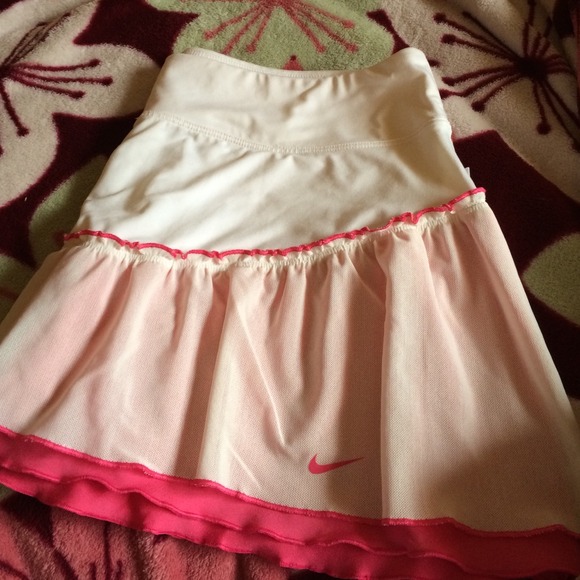 Nike tennis skirt