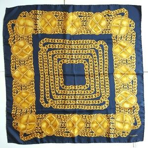 HP! CHANEL Large Chain Print Silk Scarf