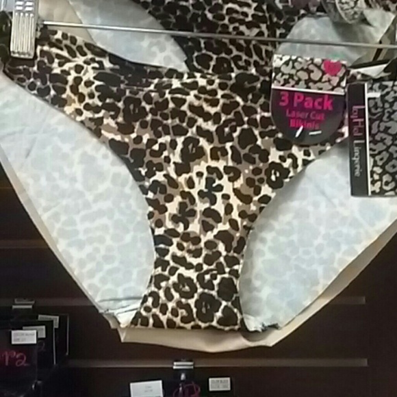 Laser Cut Seamless 3 Pack