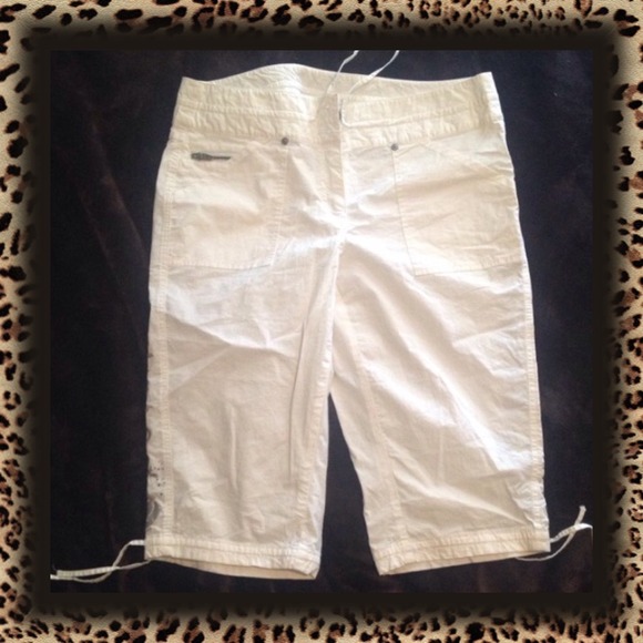 White capris