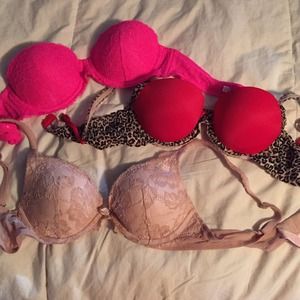 3 Victoria's Secret/PINK bras bundle