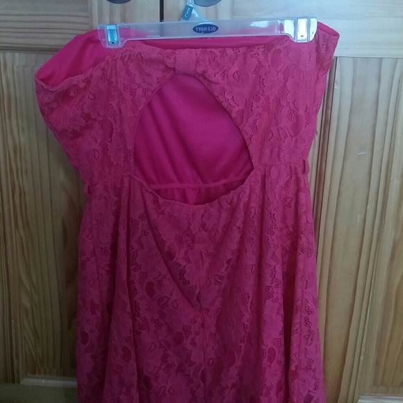 Pink dress - Picture 3 of 3