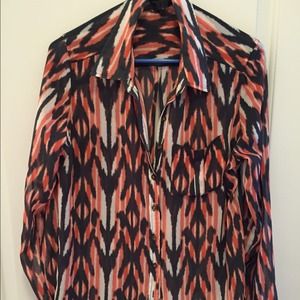 Guess button down blouse