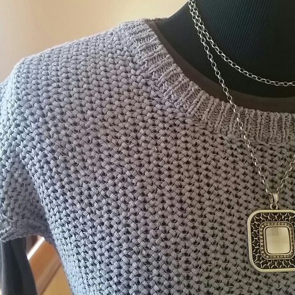 SOLD-LOFT Knit Sweater - Picture 2 of 4