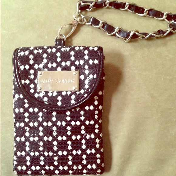 Betsey Johnson wristlet
