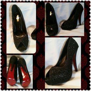 Super cute open toe pumps