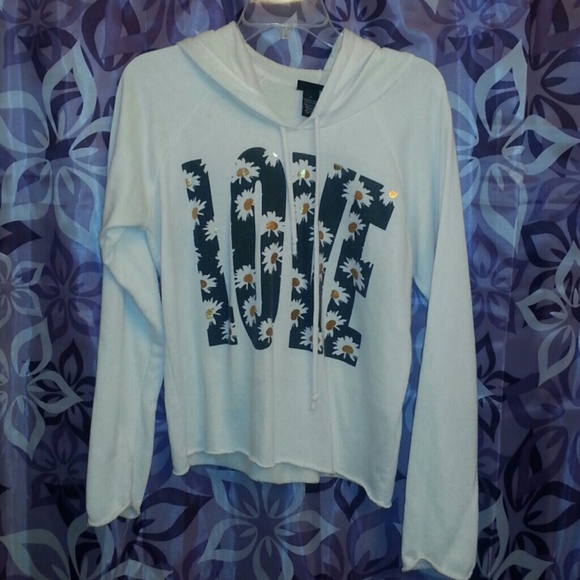 Floral 'love' sweatshirt Rue 21