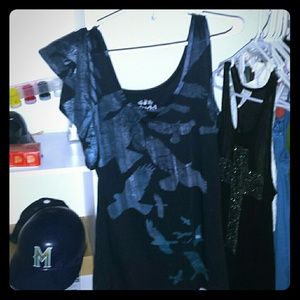 Tank top with ruffled shoulder